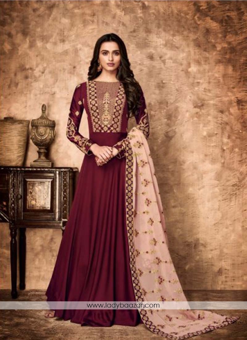 Exceeding Georgette Wedding Floor Length Anarkali Suit