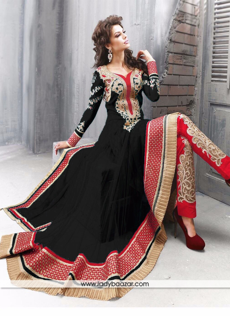 Innovative Embroidered Work Anarkali Salwar Kameez