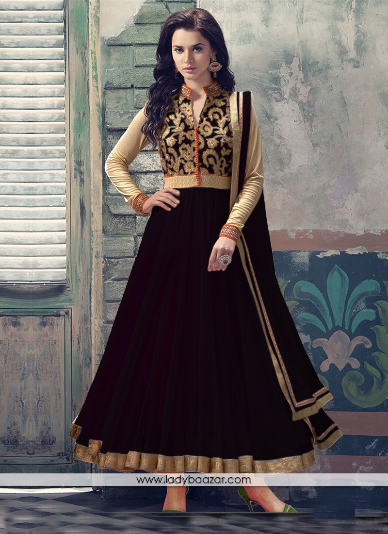 Voluptuous Net Embroidered Work Designer Suit